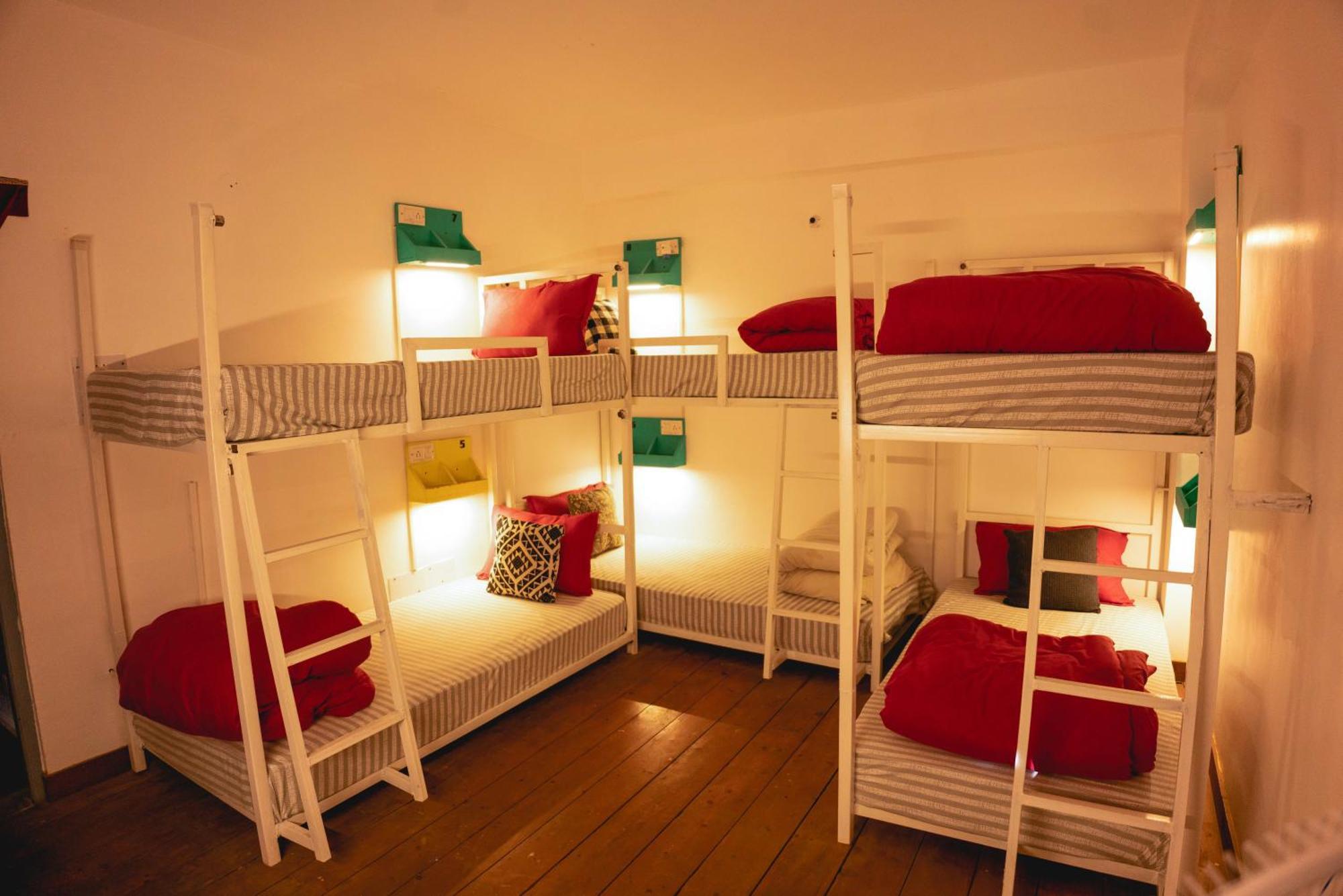 Mitra Mcleodganj Hostel McLeod Ganj Ngoại thất bức ảnh