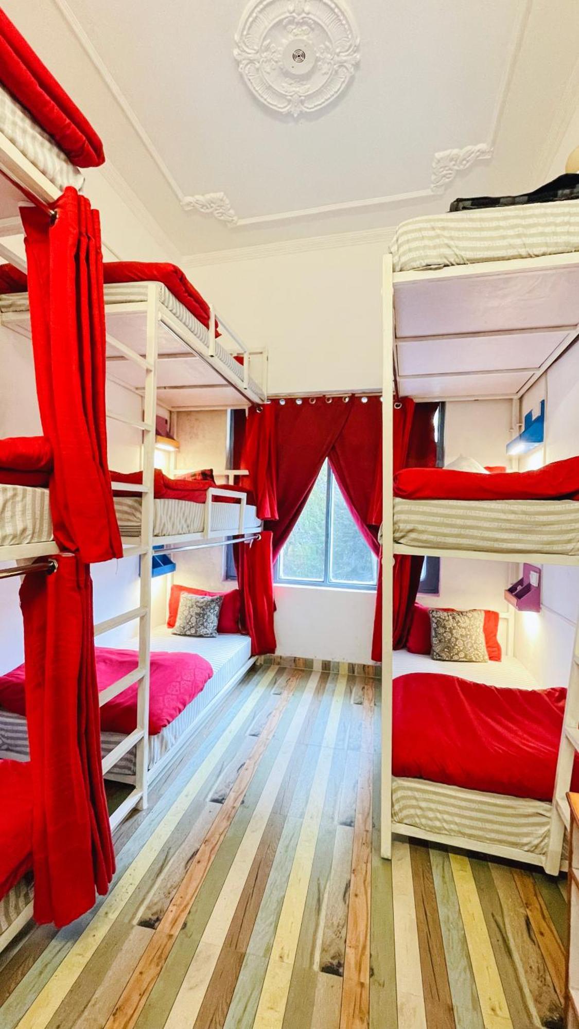 Mitra Mcleodganj Hostel McLeod Ganj Ngoại thất bức ảnh