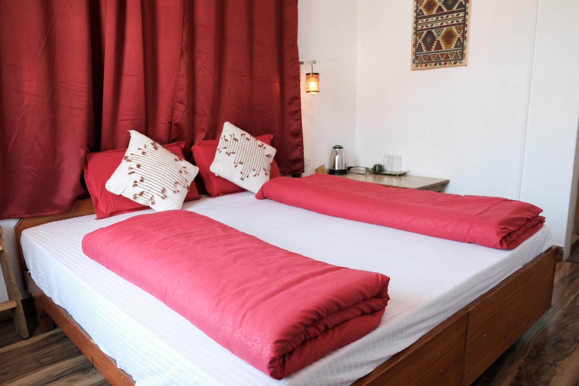 Mitra Mcleodganj Hostel McLeod Ganj Ngoại thất bức ảnh