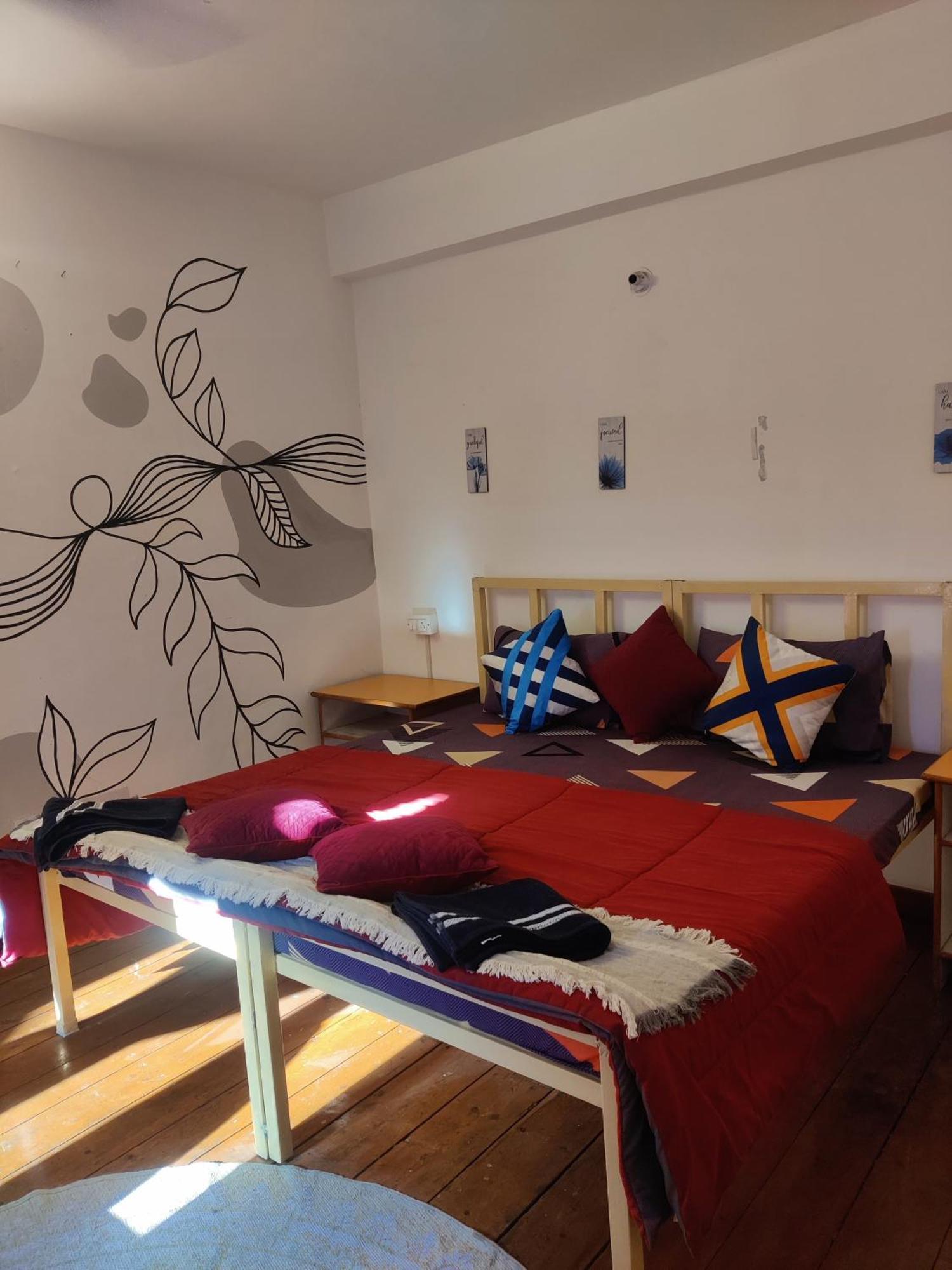 Mitra Mcleodganj Hostel McLeod Ganj Ngoại thất bức ảnh