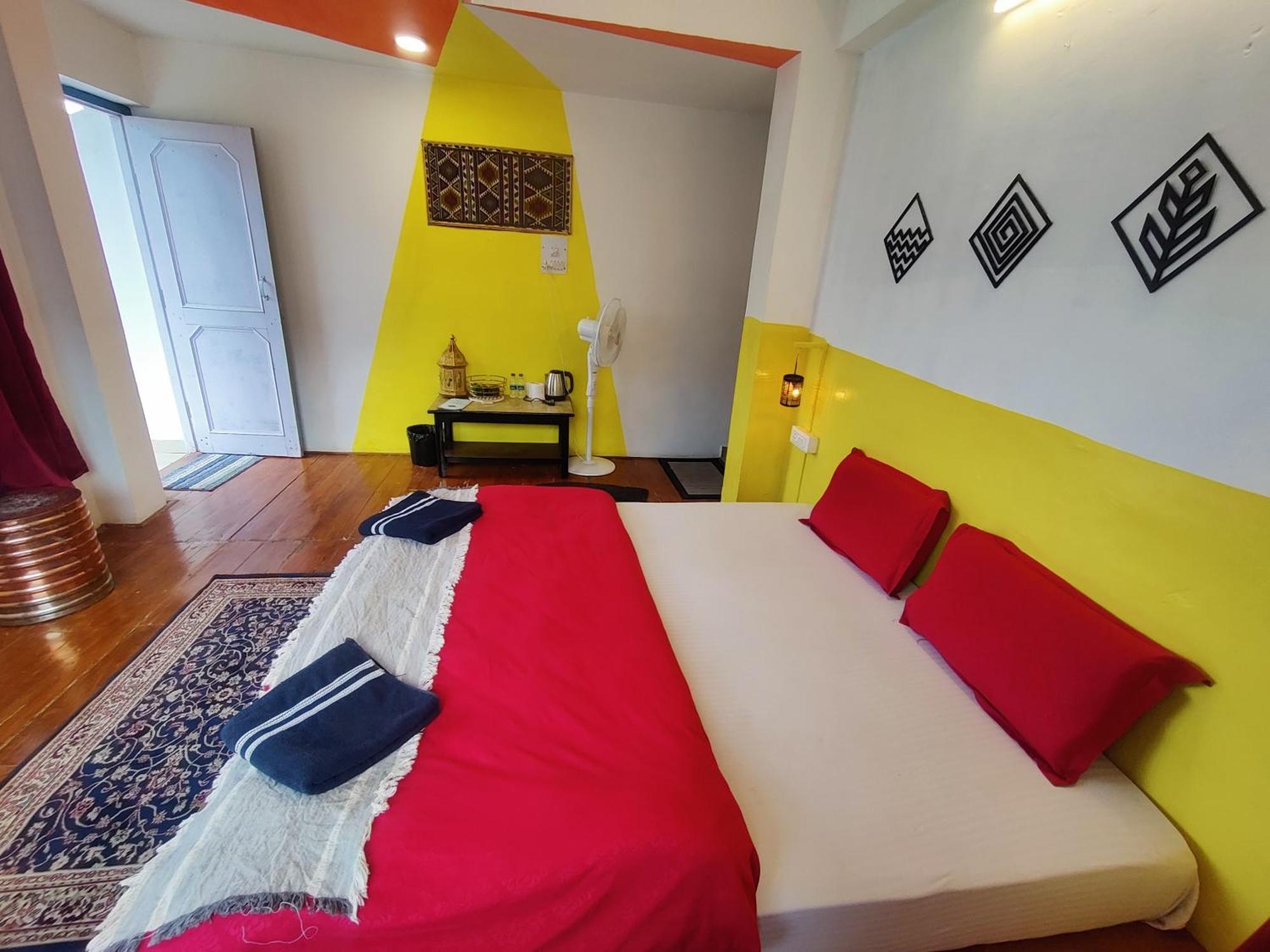 Mitra Mcleodganj Hostel McLeod Ganj Ngoại thất bức ảnh
